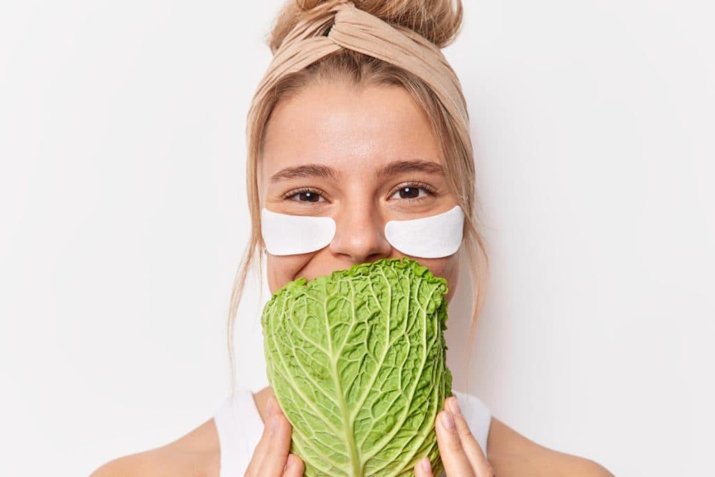 خطوات العناية بالبشرة 
