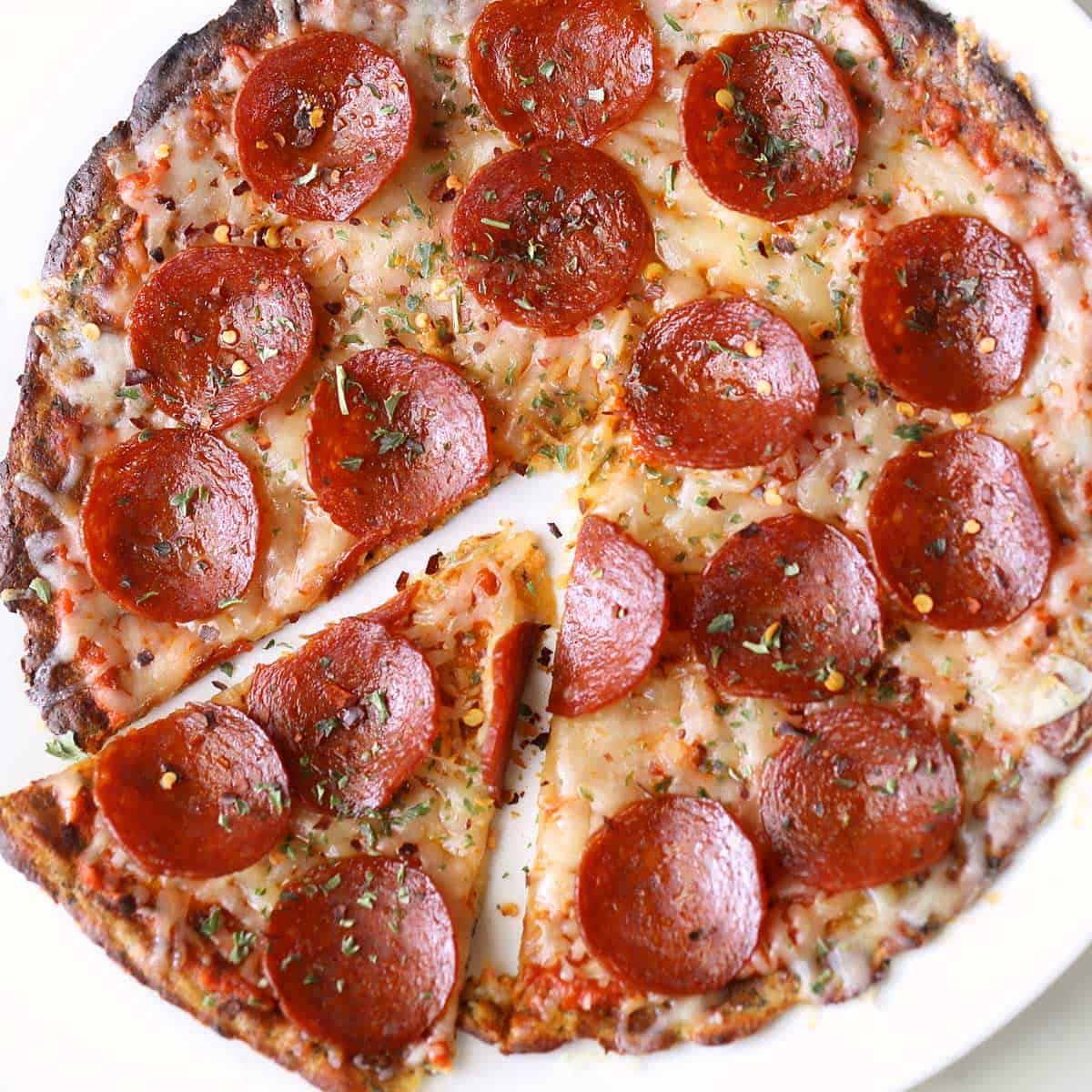 Crispy Cauliflower Pizza Crust