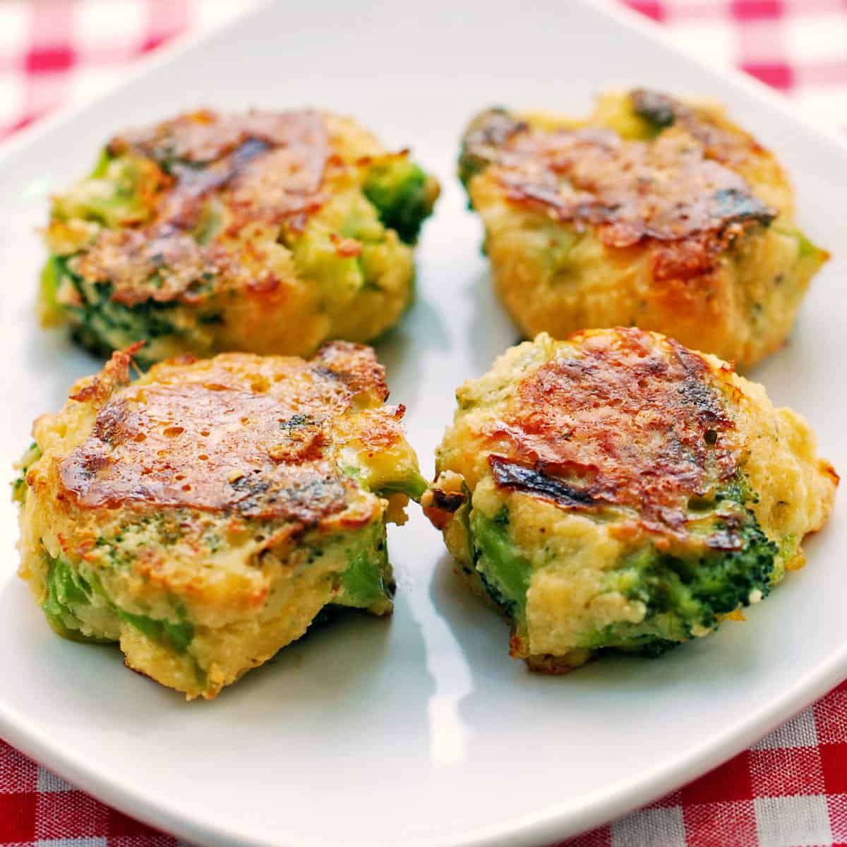 Cheesy Broccoli Tots